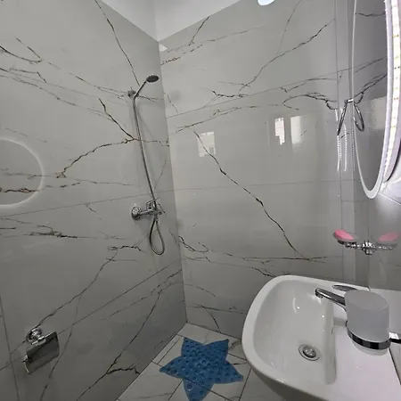 Apartment Dea 2 *